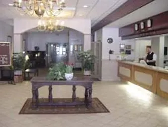 Howard Johnson By Wyndham Kitchener Conestoga Hotel